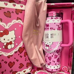 Valentine Limited Edition*Stanley Pink Hello Kitty Tumbler with dust bag